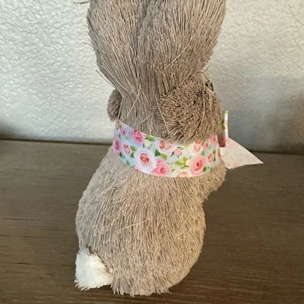 Easter Bunny Rabbit Spring Straw Decor Figurine - Picture 5 of 5